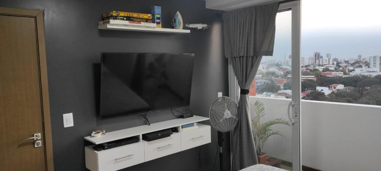 Apartamento Entero Centrico Y Confortable Apartment ซานตาครูซเดอลาเซียร์รา ภายนอก รูปภาพ